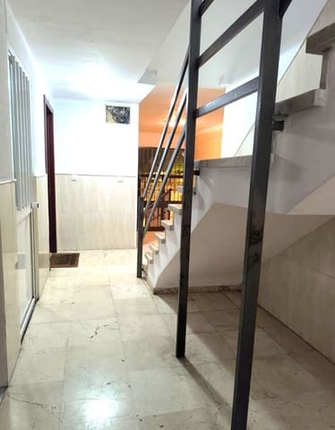 3 chambre Appartement à vendre à Barrio León, Séville ville avec garage - 200 000 € (Ref: 9413728)