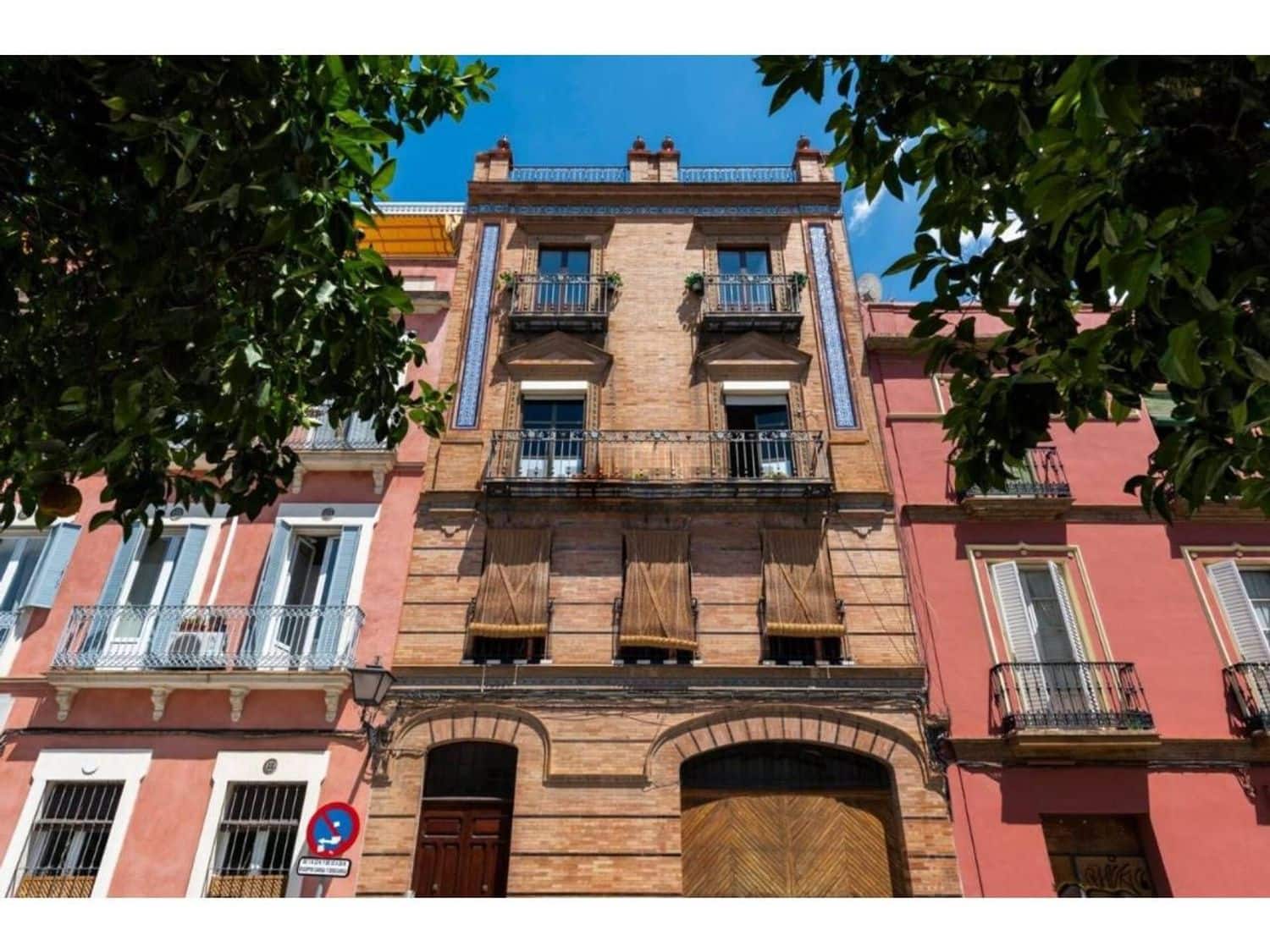 3 slaapkamer Appartement te koop in Sevilla stad met garage - € 900.000 (Ref: 9413730)