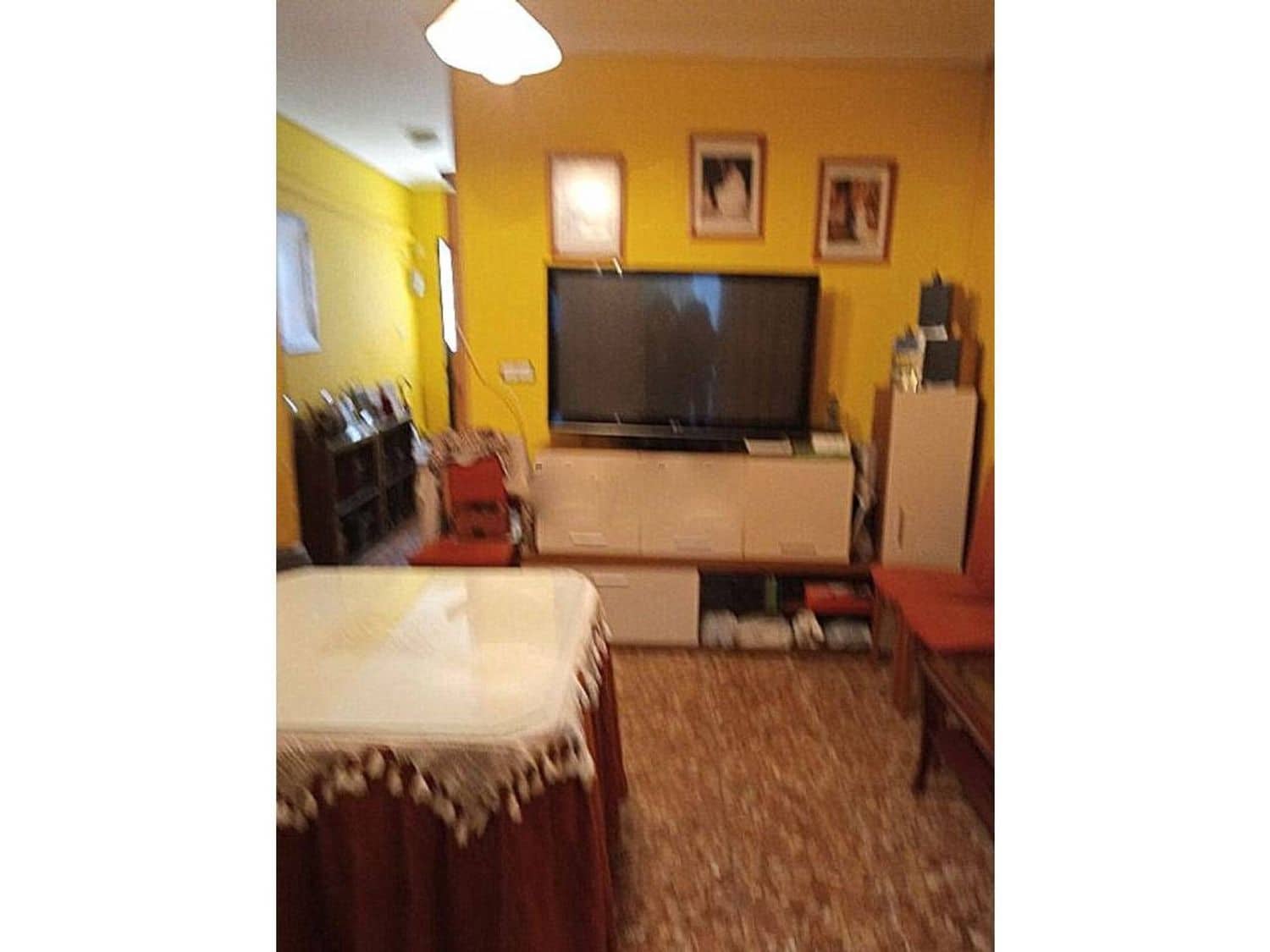 2 bedroom Townhouse for sale in Seville city with garage - € 250,000 (Ref: 9413731)