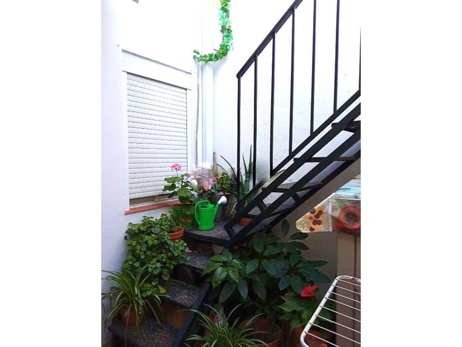 2 bedroom Townhouse for sale in Seville city with garage - € 250,000 (Ref: 9413731)