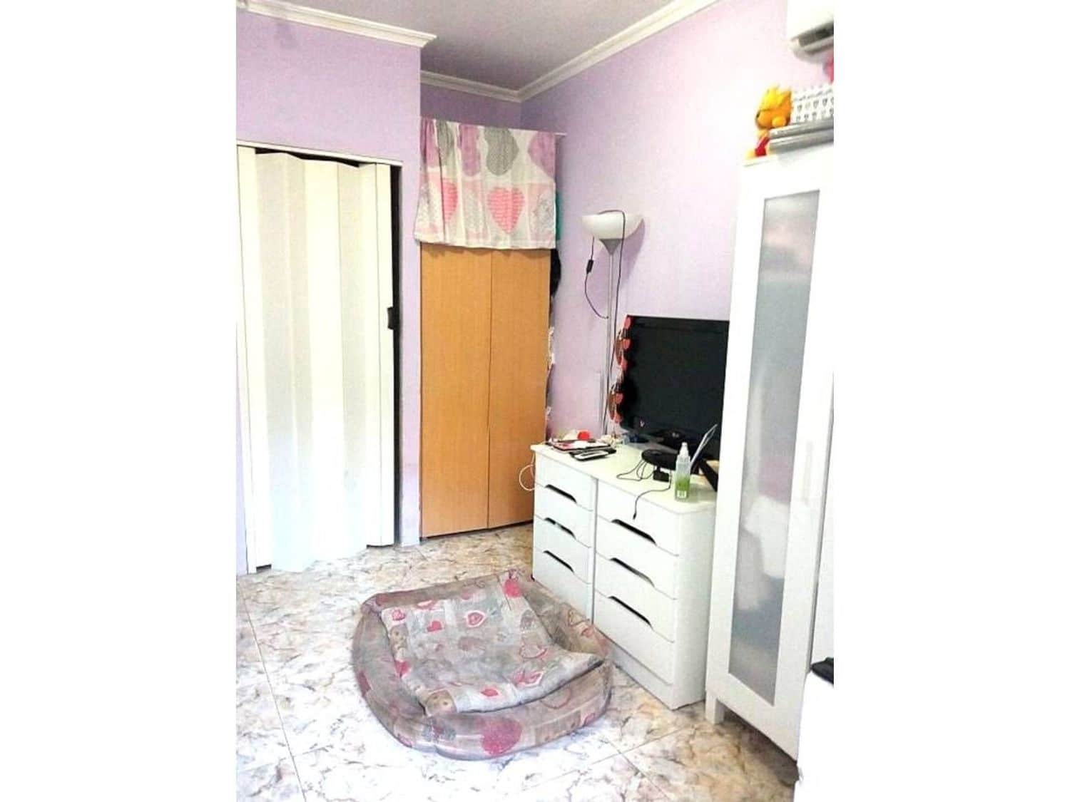 2 bedroom Townhouse for sale in Seville city with garage - € 250,000 (Ref: 9413731)