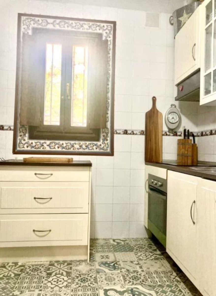 8 soveværelse Byhus til salg i Sevilla by med garage - € 510.000 (Ref: 9413734)