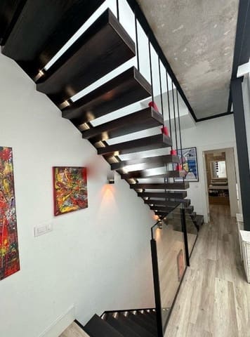 Townhouse for sale in Nervión, Seville city - € 465,000 (Ref: 9413844)