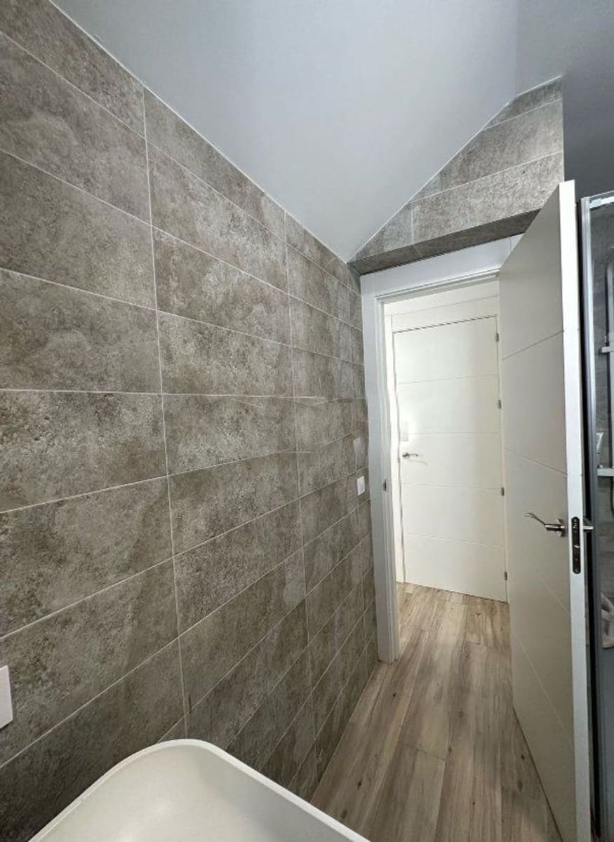 Casa in vendita in Siviglia citta - 465.000 € (Rif: 9413844)