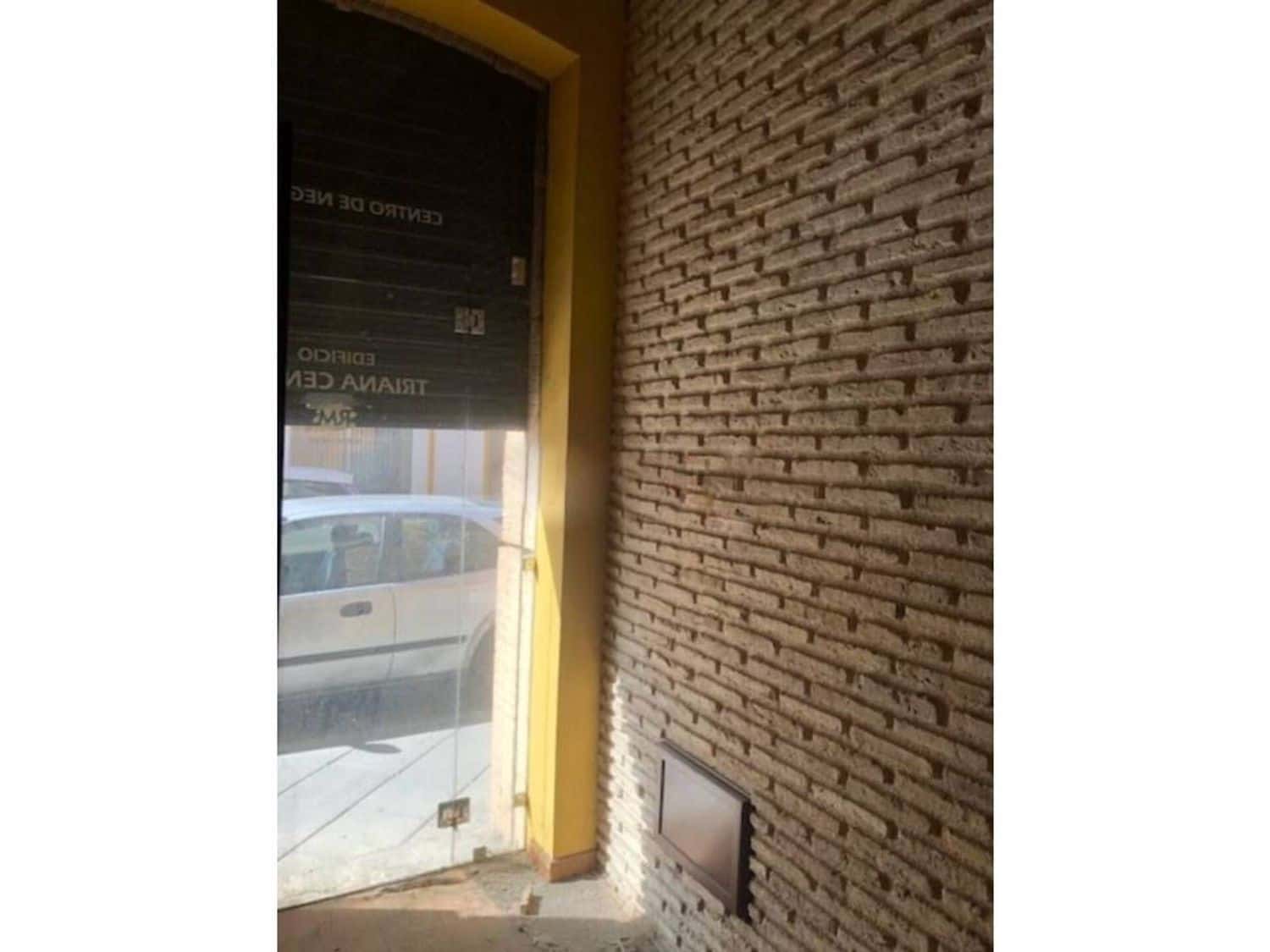 4 soveværelse Semi-Rækkehus til salg i Sevilla by - € 328.000 (Ref: 9413846)