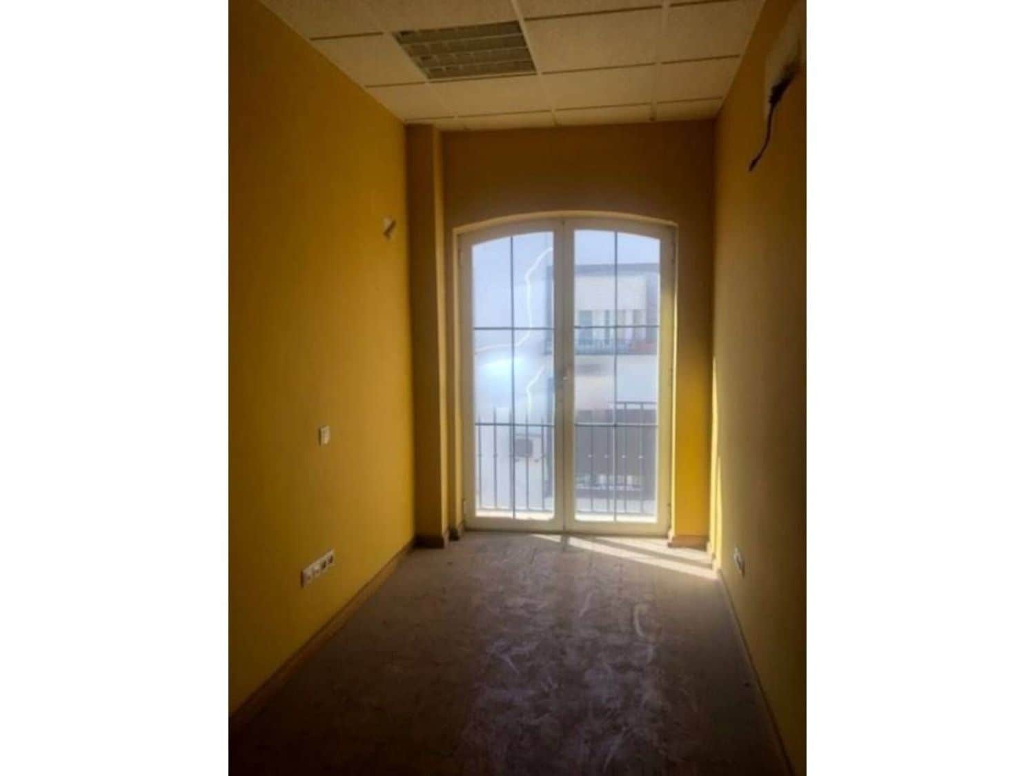 4 soveværelse Semi-Rækkehus til salg i Sevilla by - € 328.000 (Ref: 9413846)