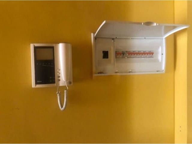 4 bedroom Semi-detached Villa for sale in Triana Oeste, Seville city - € 328,000 (Ref: 9413846)