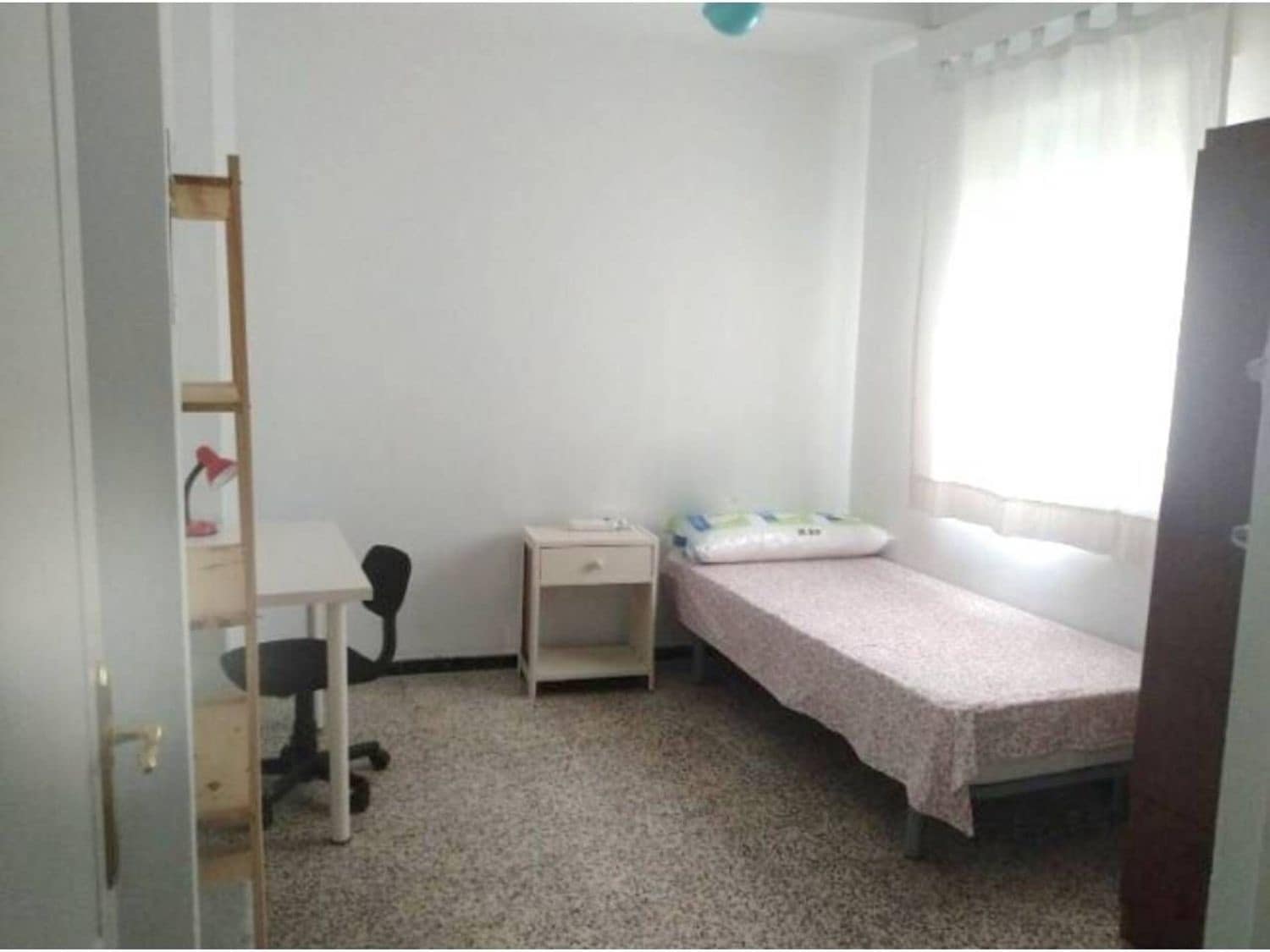 3 makuuhuone Huoneisto vuokrattavana paikassa Sevilla kaupunki - 1 100 € (Ref: 9419384)