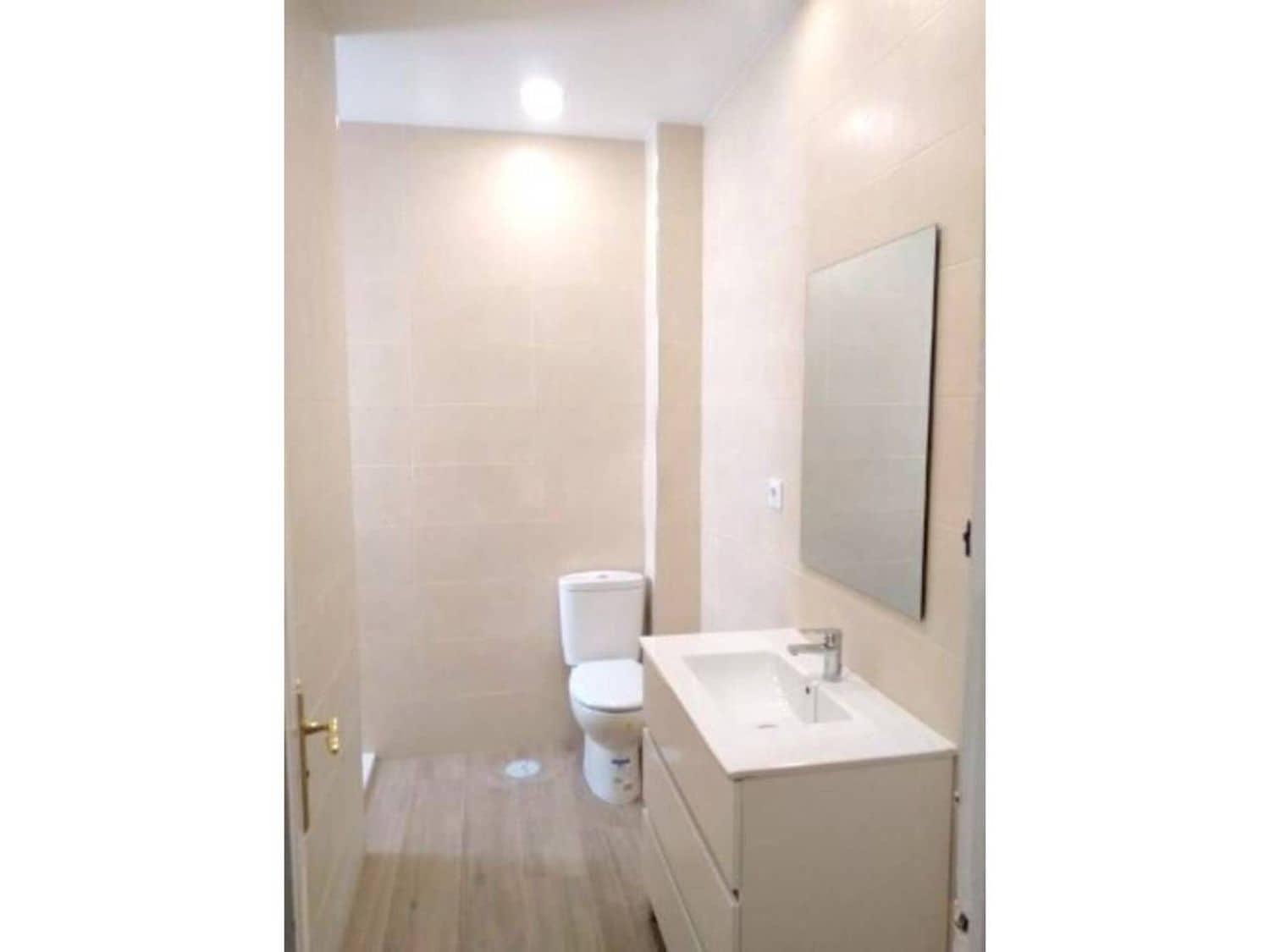 3 makuuhuone Huoneisto vuokrattavana paikassa Sevilla kaupunki - 1 100 € (Ref: 9419384)