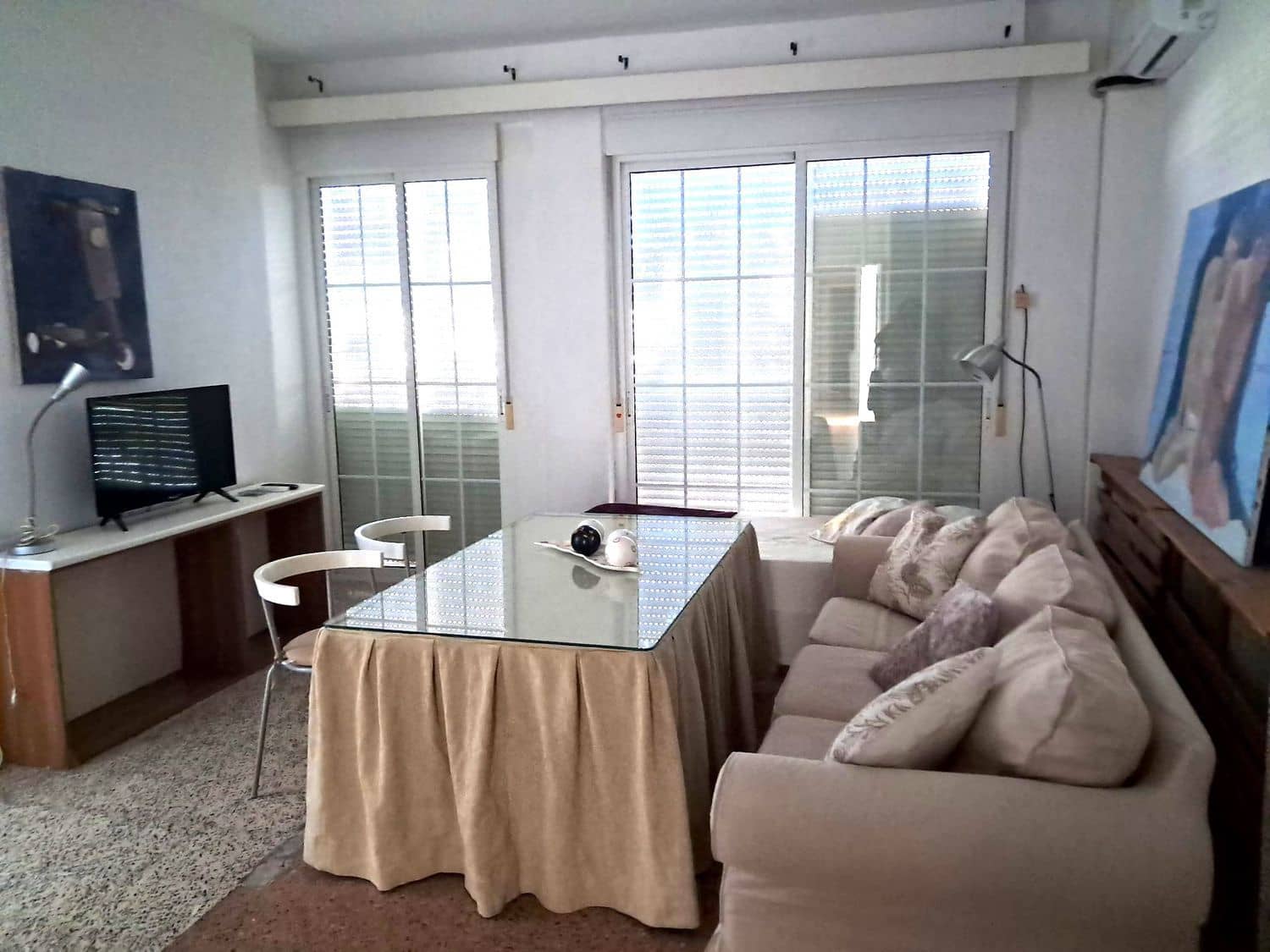 3 quarto Apartamento para arrendar em Sevilha cidade - 1 100 € (Ref: 9419384)