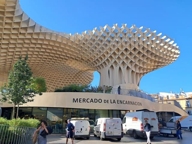 3 soveværelse Lejlighed til leje i Encarnación, Regina, Sevilla by - € 1.100 (Ref: 9419384)