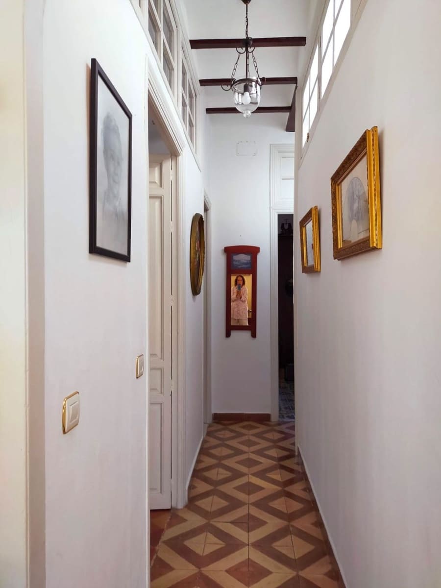 5 makuuhuone Huoneisto myytävänä paikassa Sevilla kaupunki mukana 
autotalli - 800 000 € (Ref: 9554399)