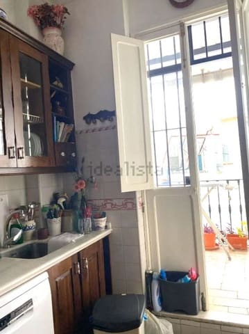 5 makuuhuone Huoneisto myytävänä paikassa Arenal, Sevilla kaupunki mukana 
autotalli - 800 000 € (Ref: 9554399)