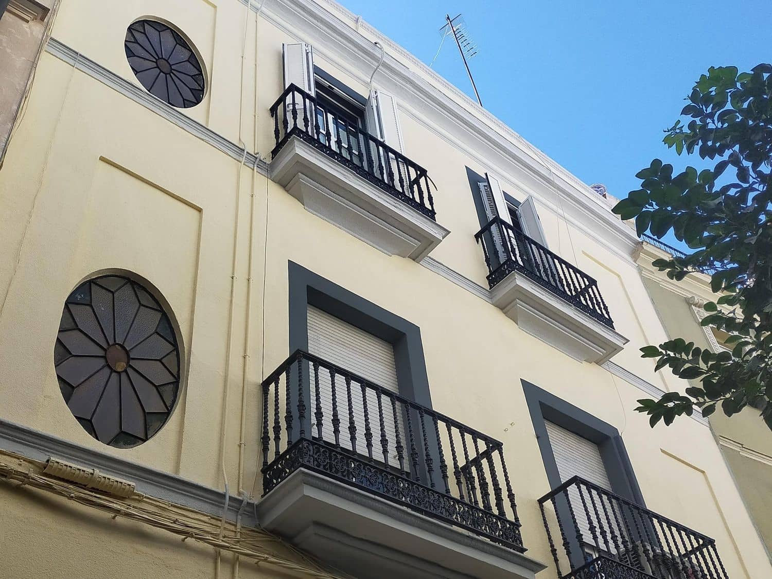 5 makuuhuone Huoneisto myytävänä paikassa Sevilla kaupunki mukana 
autotalli - 800 000 € (Ref: 9554399)