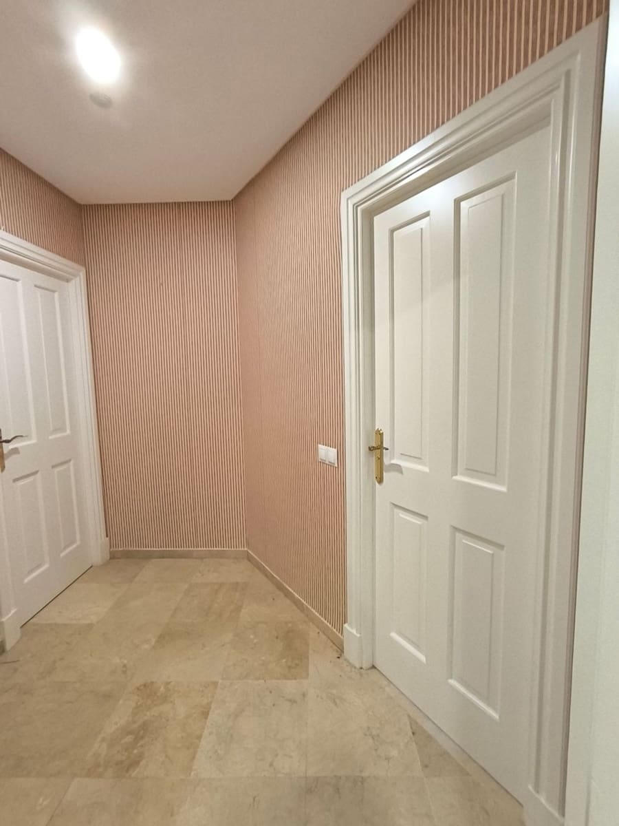 4 soveværelse Lejlighed til salg i Sevilla by med garage - € 2.500.000 (Ref: 9568104)