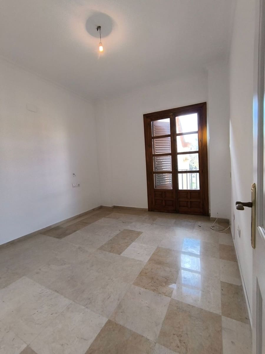 4 soveværelse Lejlighed til salg i Sevilla by med garage - € 2.500.000 (Ref: 9568104)