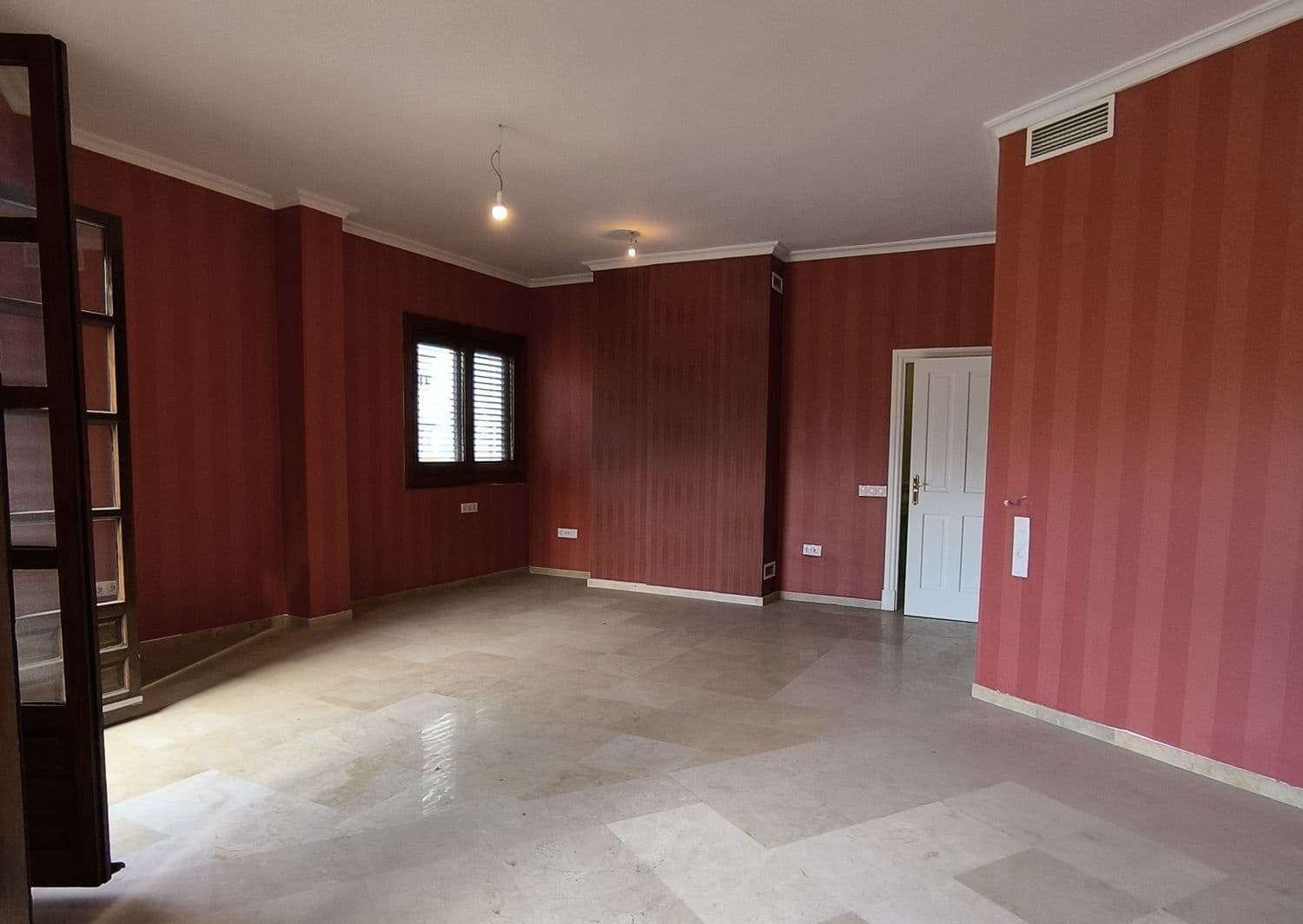 4 soveværelse Lejlighed til salg i Sevilla by med garage - € 2.500.000 (Ref: 9568104)