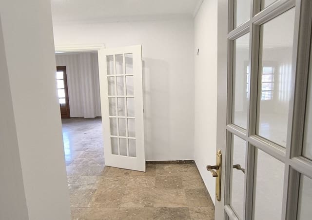 4 soveværelse Lejlighed til salg i Santa Cruz, Sevilla by med garage - € 2.500.000 (Ref: 9568104)