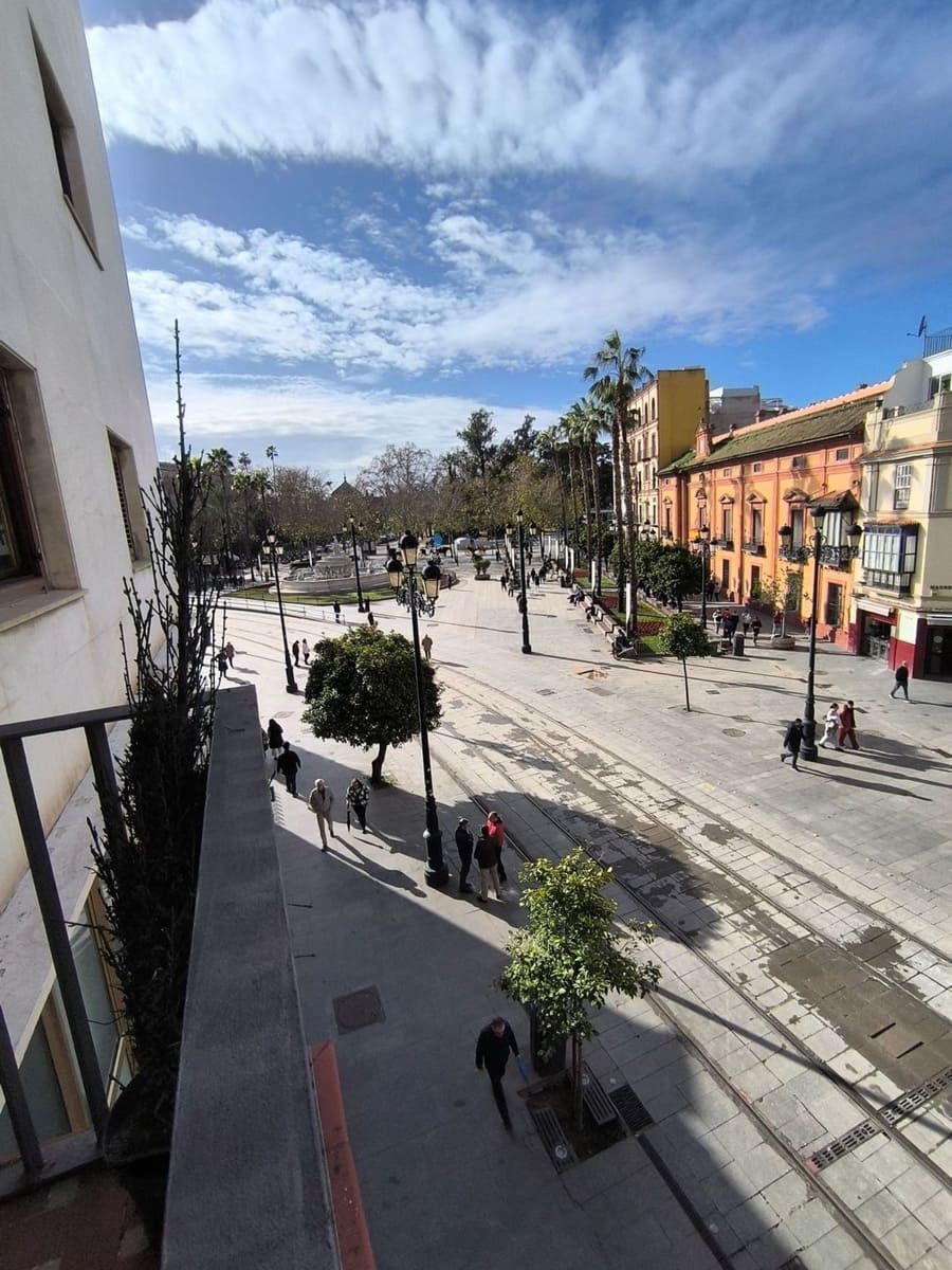 4 soveværelse Lejlighed til salg i Sevilla by med garage - € 2.500.000 (Ref: 9568104)