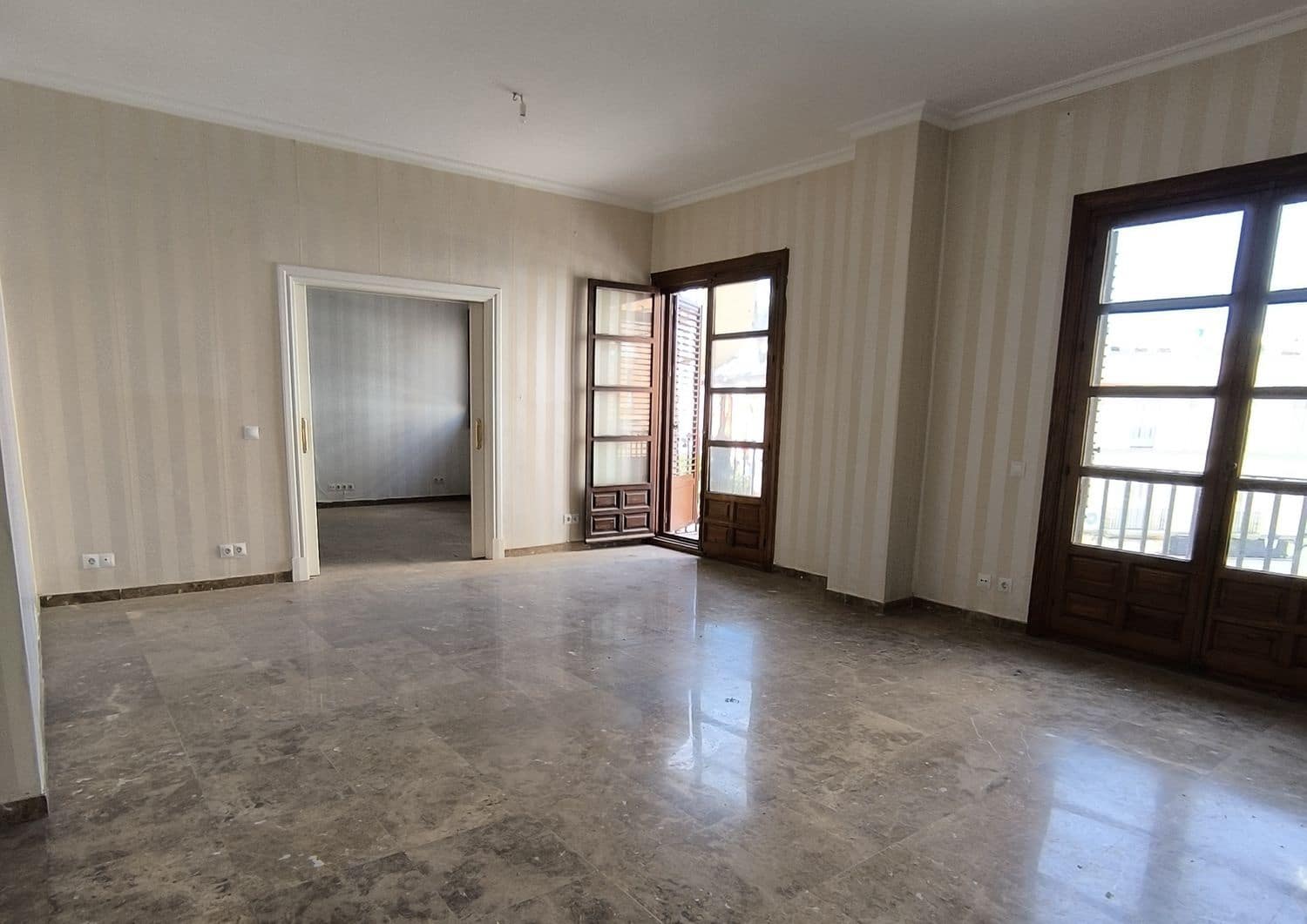 4 soveværelse Lejlighed til salg i Sevilla by med garage - € 2.500.000 (Ref: 9568104)