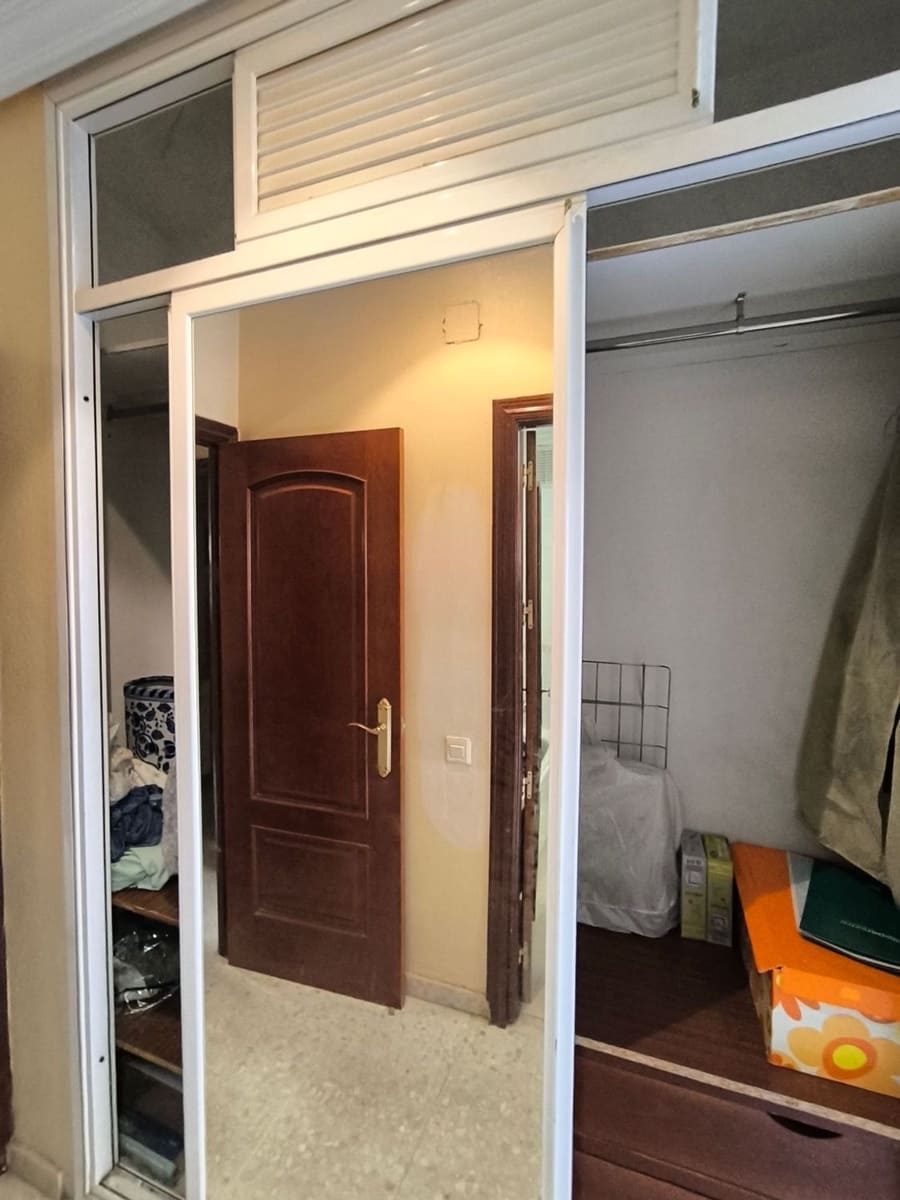 Apartamento de 3 habitaciones en Sevilla ciudad en venta con garaje - 210.000 € (Ref: 9598597)