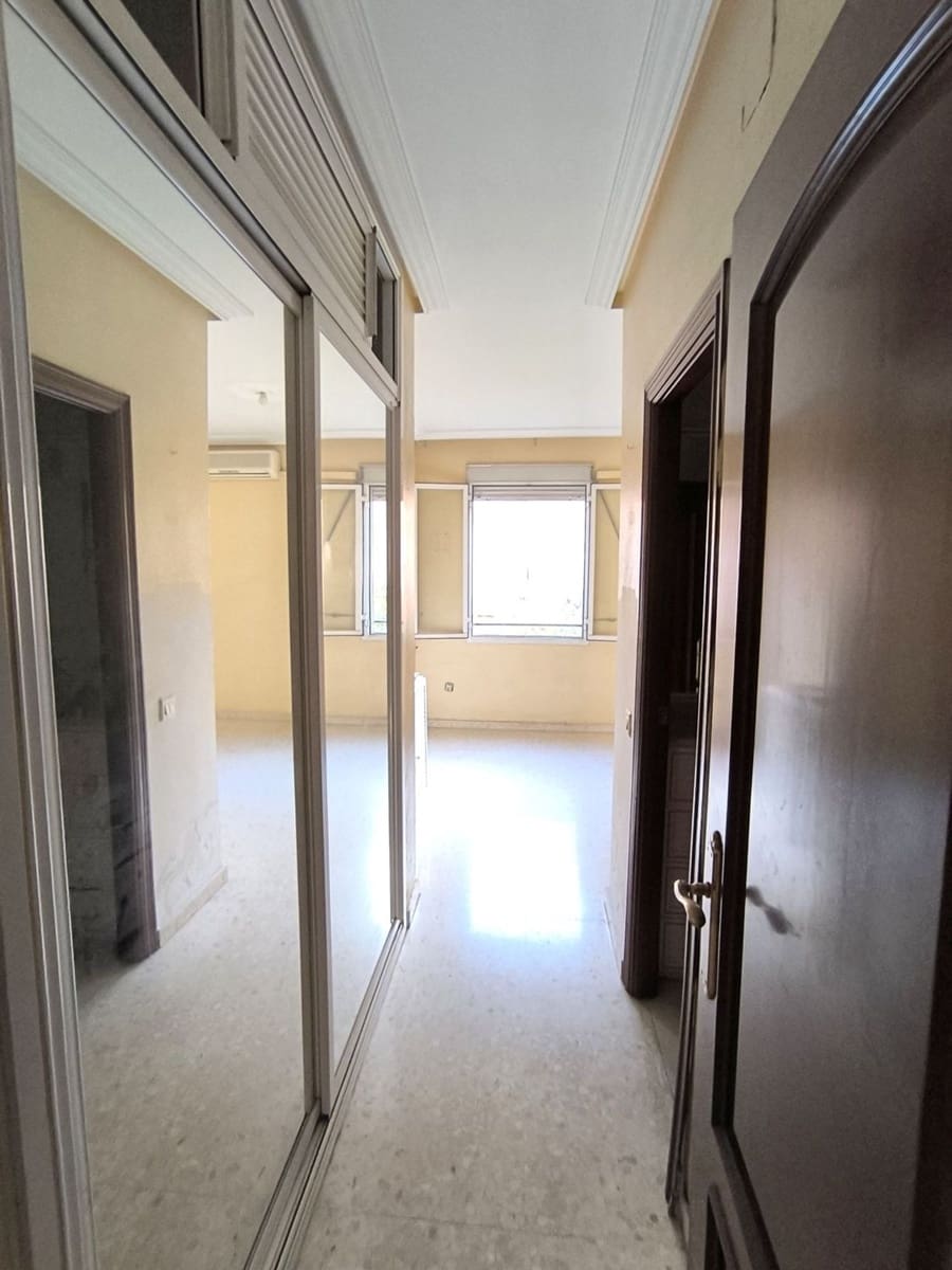 Apartamento de 3 habitaciones en Sevilla ciudad en venta con garaje - 210.000 € (Ref: 9598597)