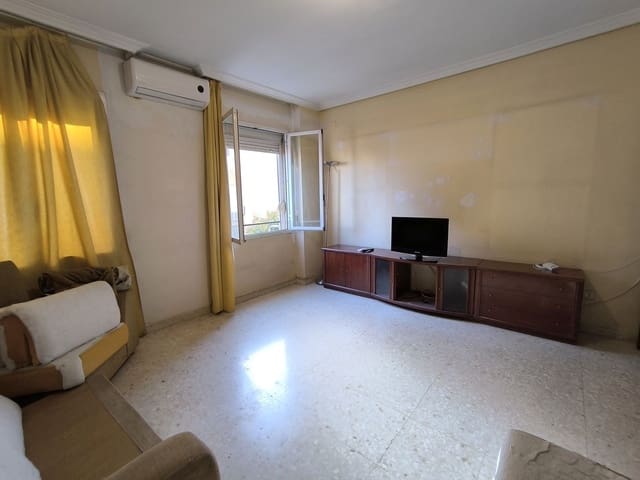 Apartamento de 3 habitaciones en Bda. Pino Montano, Sevilla ciudad en venta con garaje - 210.000 € (Ref: 9598597)