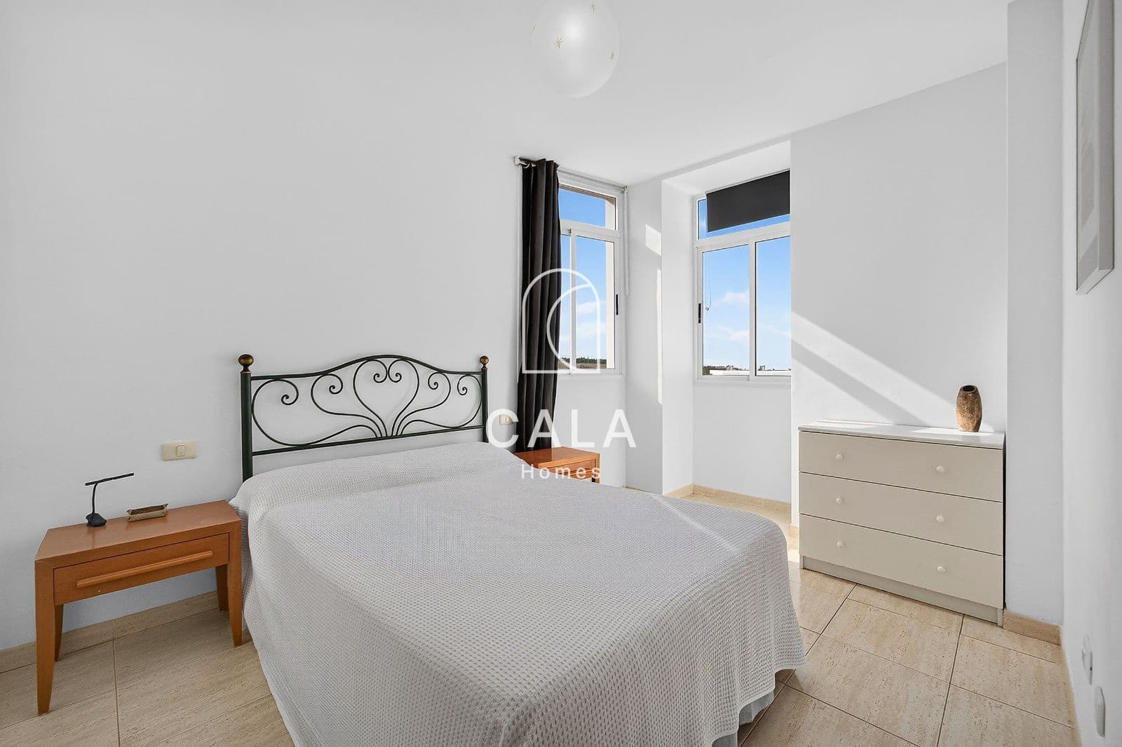 Ático de 2 habitaciones en Callao Salvaje en venta con piscina garaje - 270.000 € (Ref: 10001184)