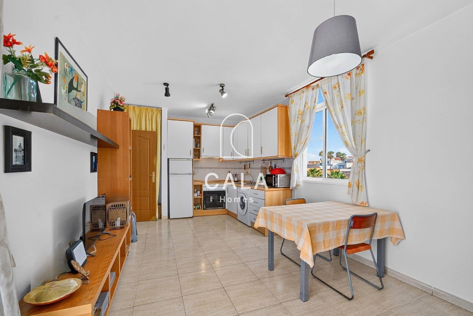 Ático de 2 habitaciones en Callao Salvaje en venta con piscina garaje - 270.000 € (Ref: 10001184)