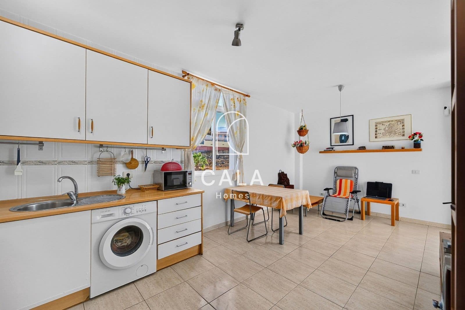 Ático de 2 habitaciones en Callao Salvaje en venta con piscina garaje - 270.000 € (Ref: 10001184)