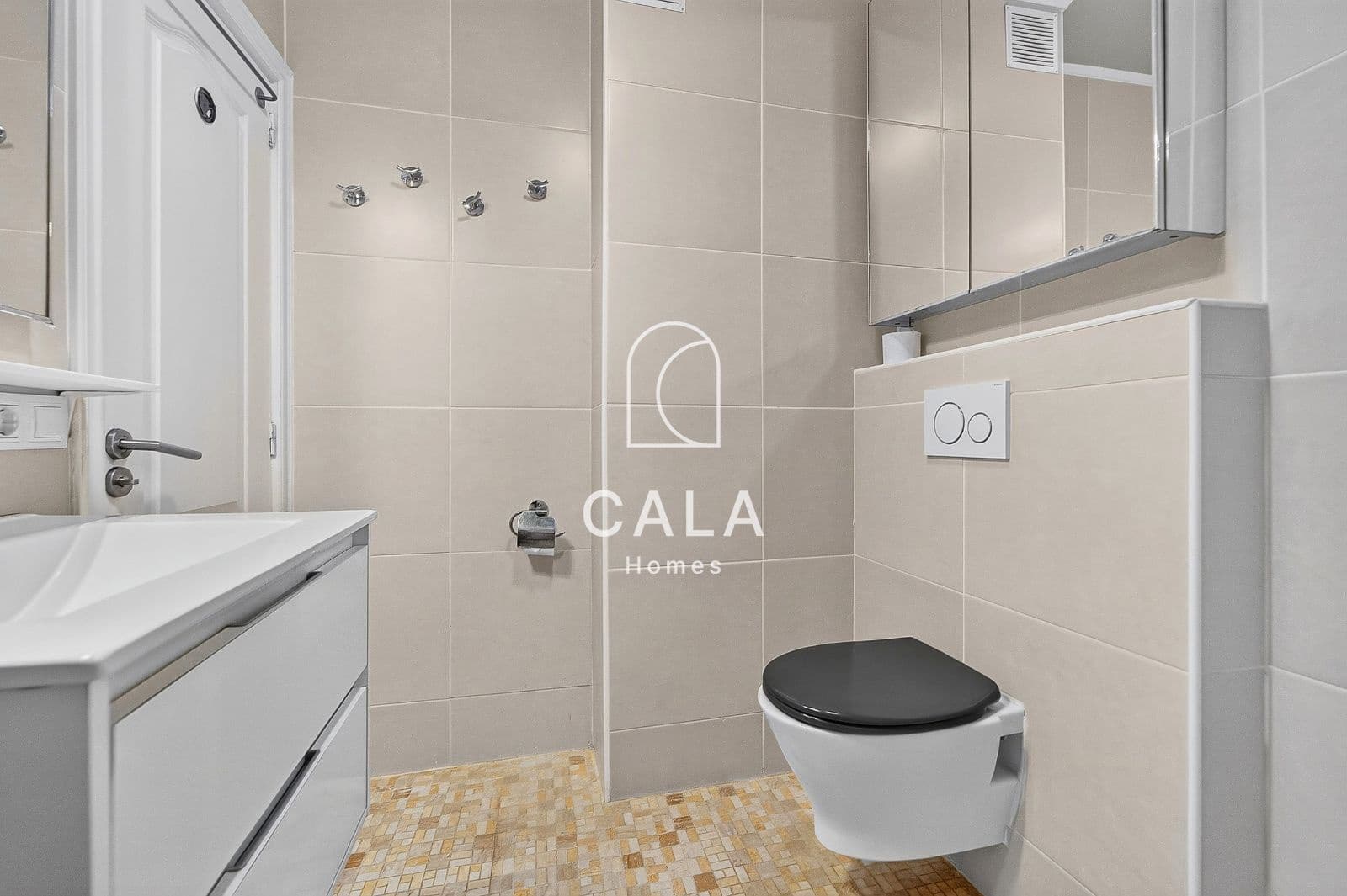1 chambre Appartement à vendre à Los Cristianos avec piscine garage - 395 000 € (Ref: 10021666)