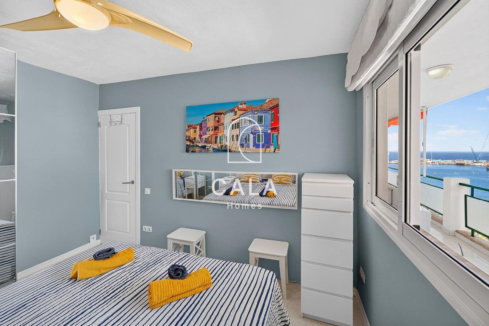 1 chambre Appartement à vendre à Los Cristianos avec piscine garage - 395 000 € (Ref: 10021666)