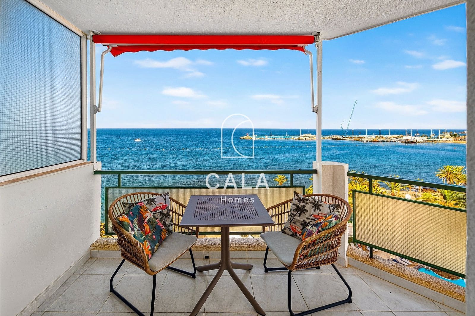 1 chambre Appartement à vendre à Los Cristianos avec piscine garage - 395 000 € (Ref: 10021666)