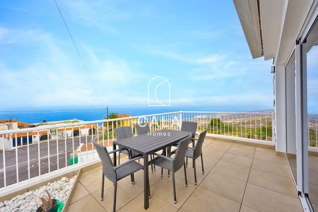 3 Zimmer Villa zu verkaufen in La Concepción, Adeje mit Pool Garage - 680.000 € (Ref: 10103564)