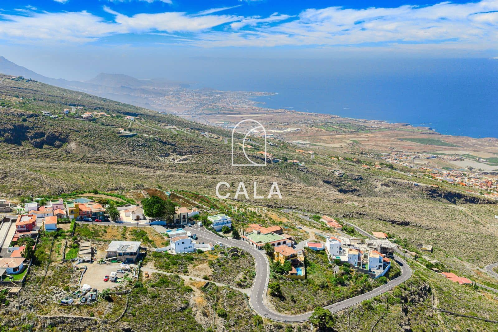 3 Zimmer Villa zu verkaufen in La Concepcion mit Pool Garage - 680.000 € (Ref: 10103564)