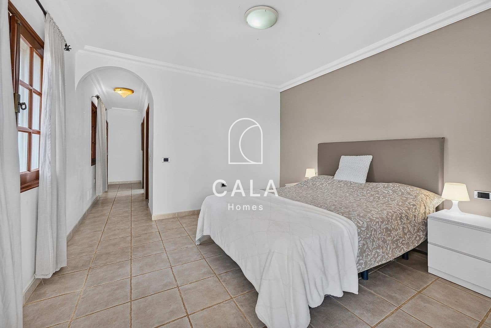 5 Zimmer Villa zu verkaufen in Valle de San Lorenzo mit Pool Garage - 895.000 € (Ref: 10141361)