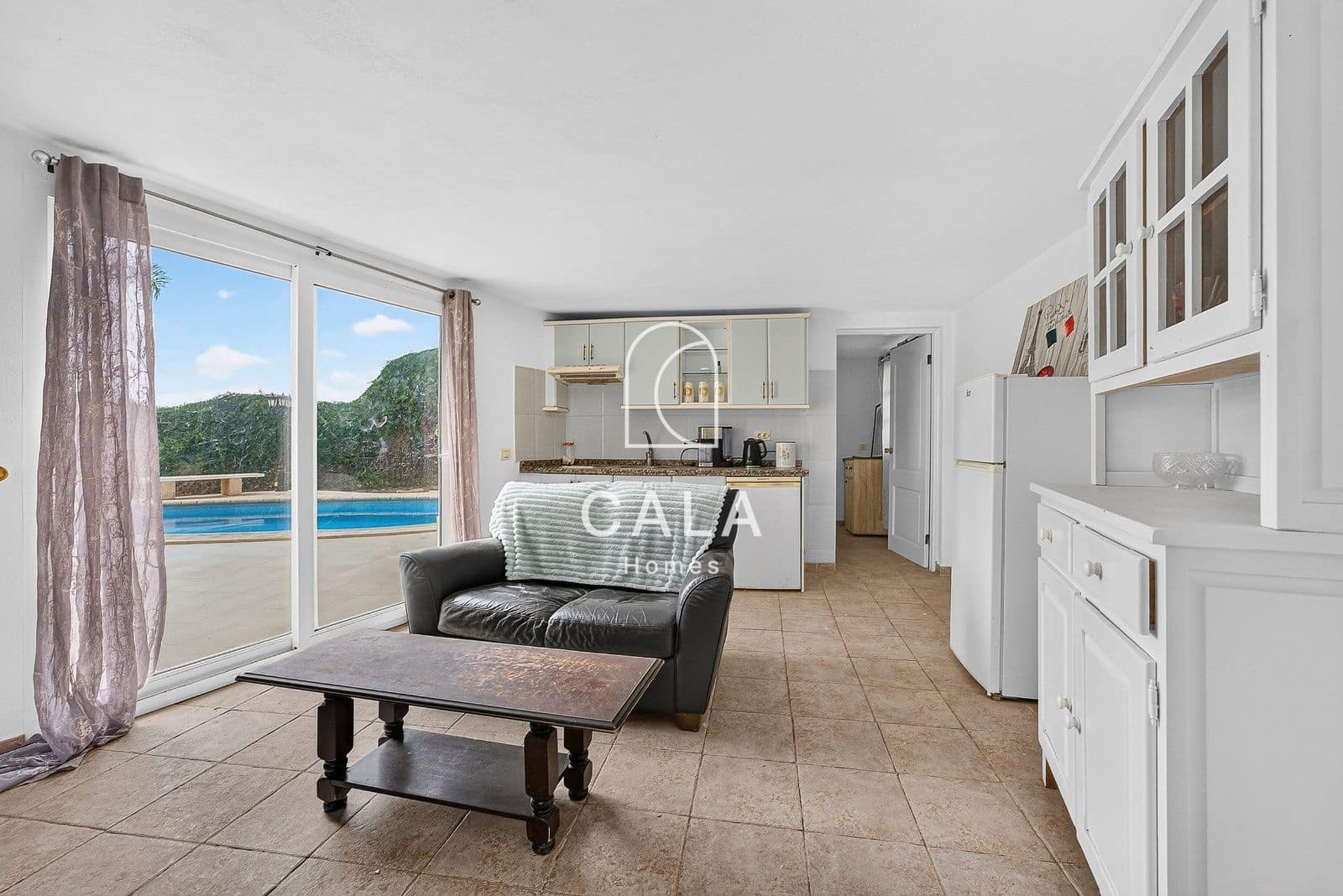 5 Zimmer Villa zu verkaufen in Valle de San Lorenzo mit Pool Garage - 895.000 € (Ref: 10141361)