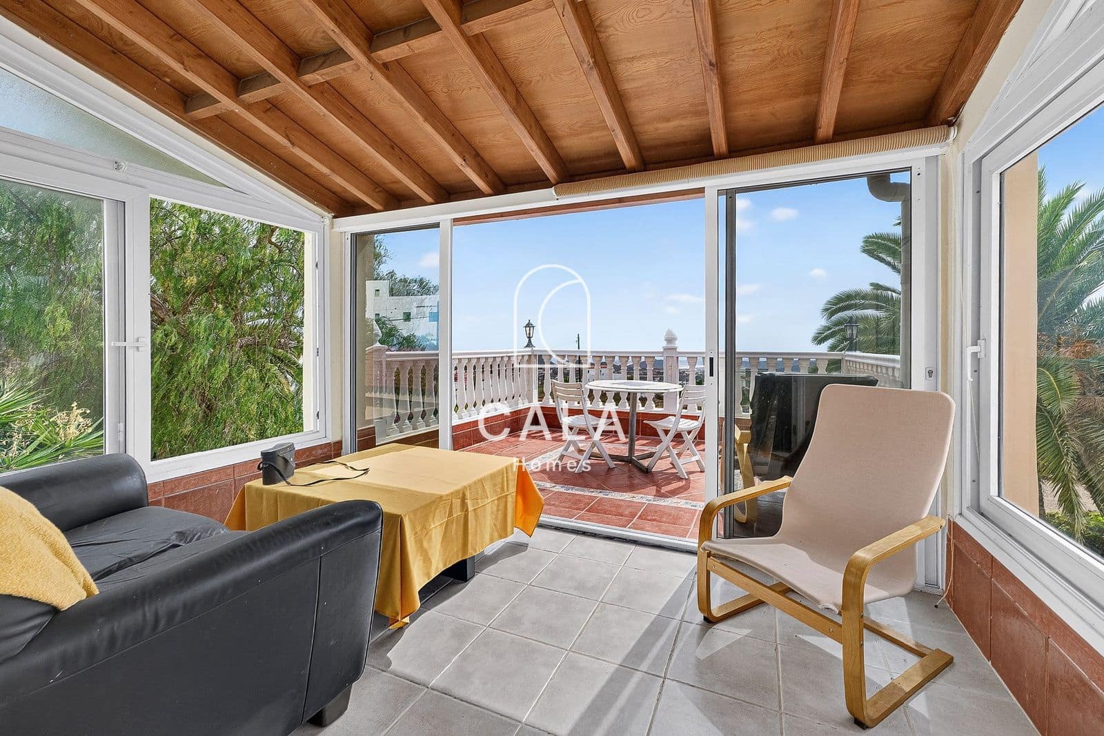5 Zimmer Villa zu verkaufen in Valle de San Lorenzo mit Pool Garage - 895.000 € (Ref: 10141361)