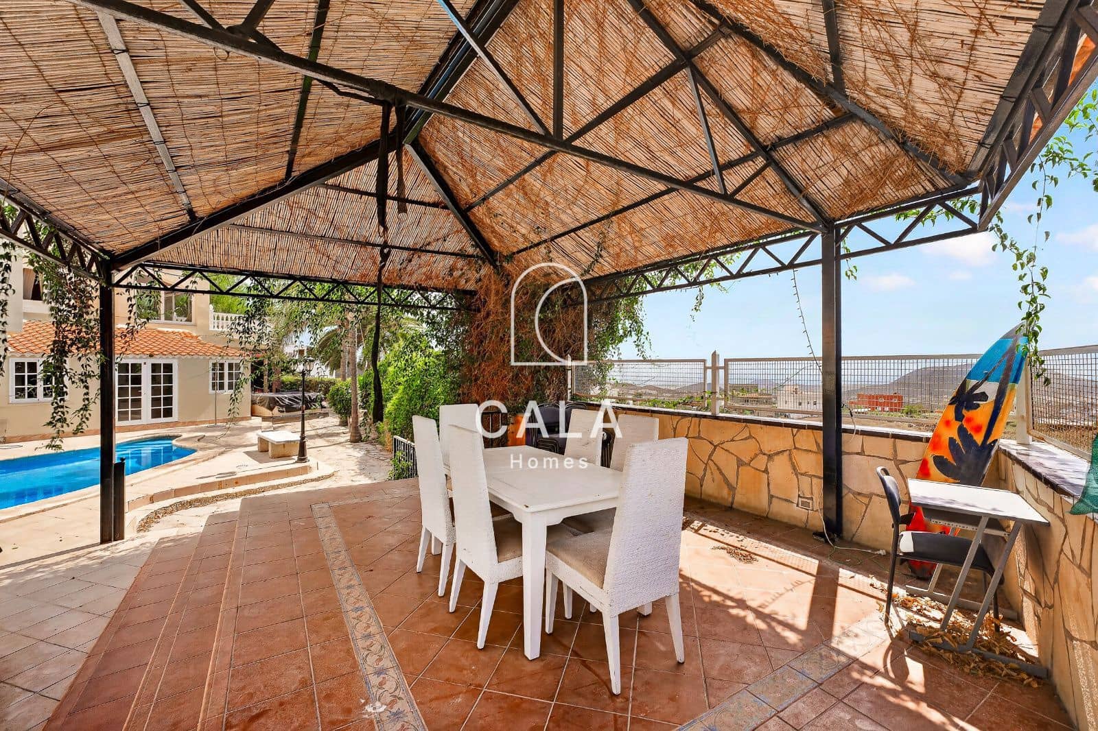 5 Zimmer Villa zu verkaufen in Valle de San Lorenzo mit Pool Garage - 895.000 € (Ref: 10141361)