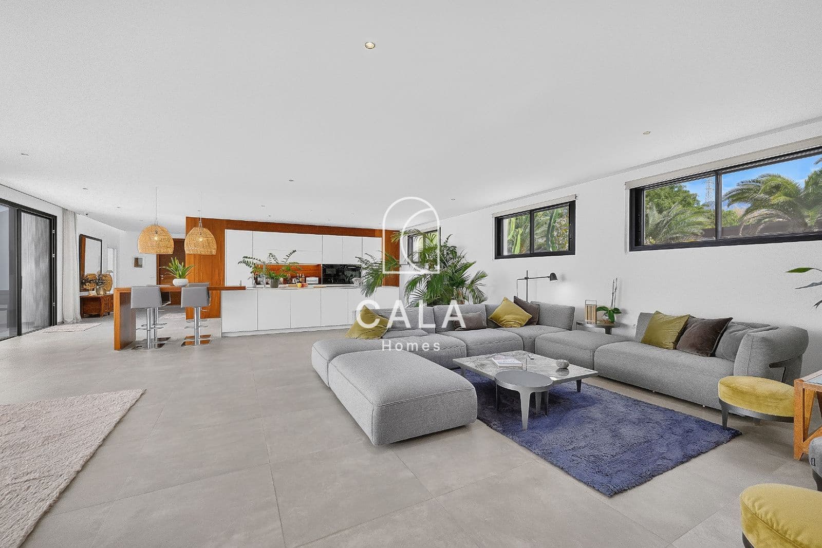 2 bedroom Villa for sale in Adeje with pool garage - € 2,500,000 (Ref: 10145219)