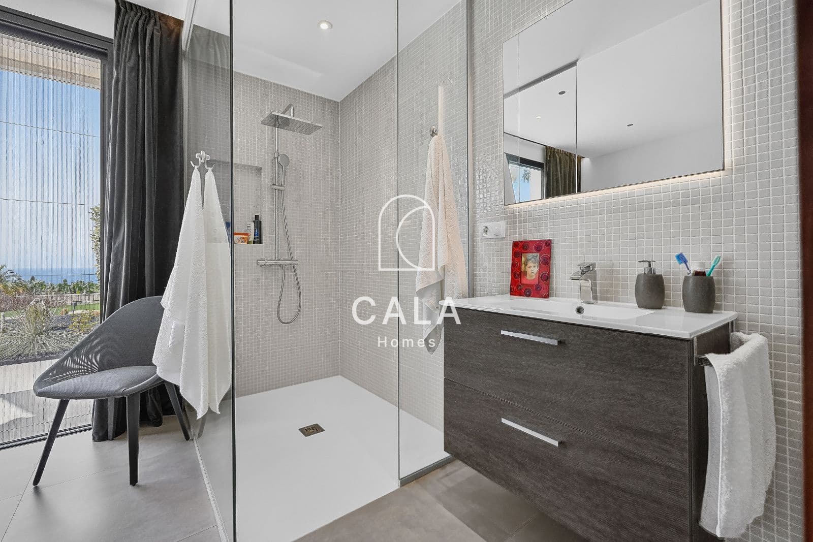2 bedroom Villa for sale in Adeje with pool garage - € 2,500,000 (Ref: 10145219)