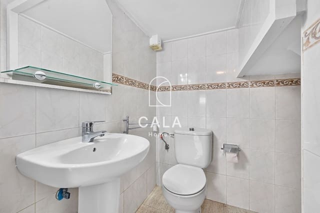 3 slaapkamer Huis te koop in Playa del Duque, Adeje met zwembad garage - € 420.000 (Ref: 10147477)