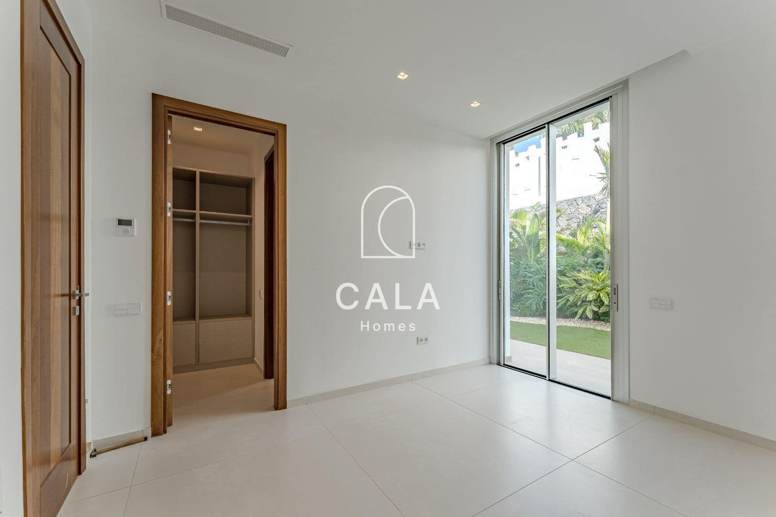 5 camera da letto Villa in vendita in La Caleta Adeje con piscina garage - 6.350.000 € (Rif: 8389942)