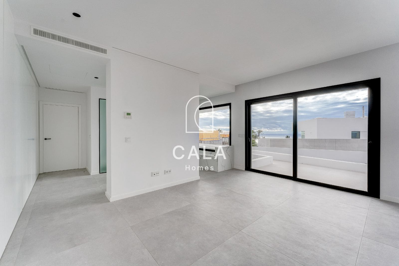 3 soverom Villa til salgs i Guia de Isora med svømmebasseng garasje - € 3 290 000 (Ref: 8389945)