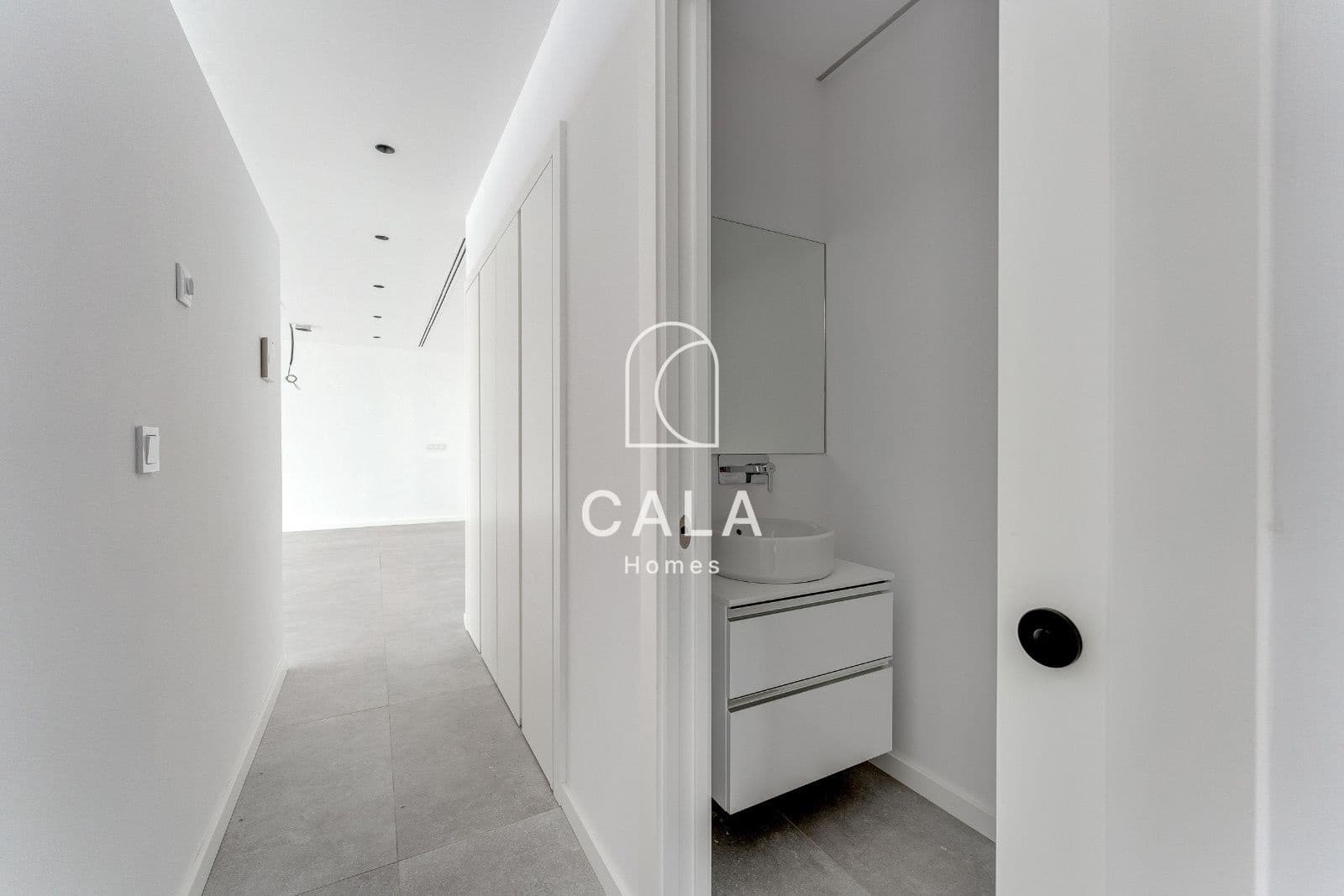 3 soverom Villa til salgs i Guia de Isora med svømmebasseng garasje - € 3 290 000 (Ref: 8389945)