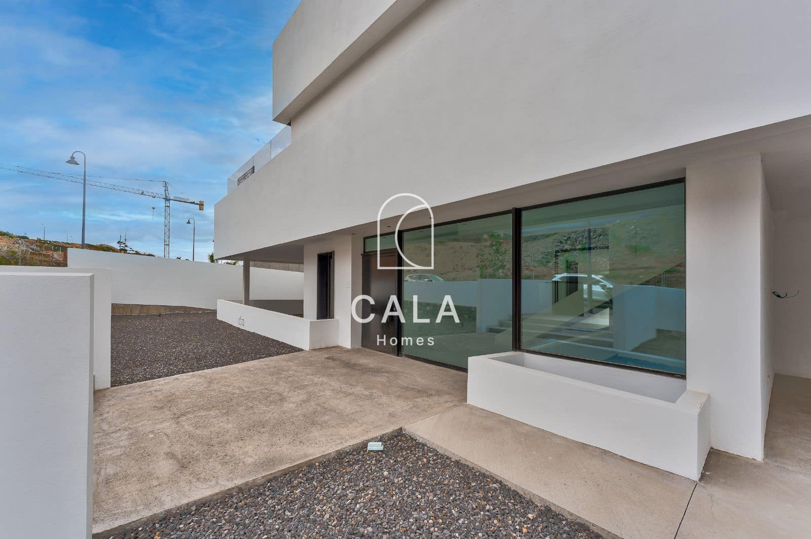 3 soverom Villa til salgs i Guia de Isora med svømmebasseng garasje - € 3 290 000 (Ref: 8389945)