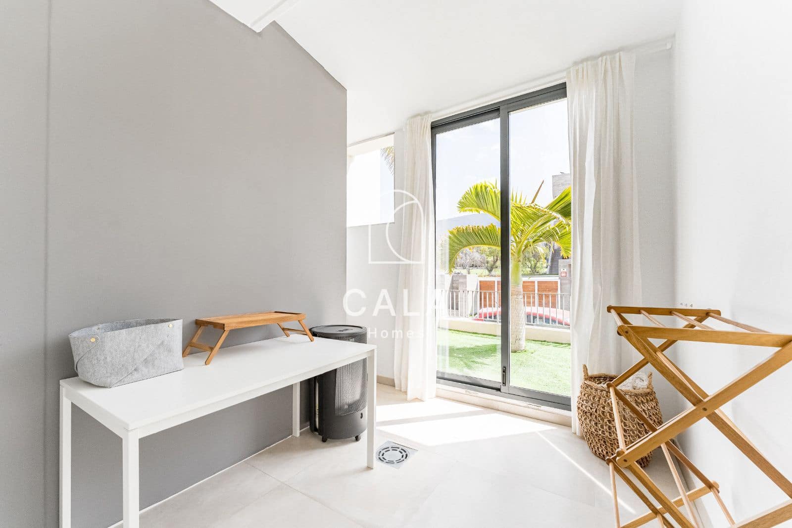 3 bedroom Villa for sale in La Caleta Adeje with pool garage - € 1,395,000 (Ref: 8389949)