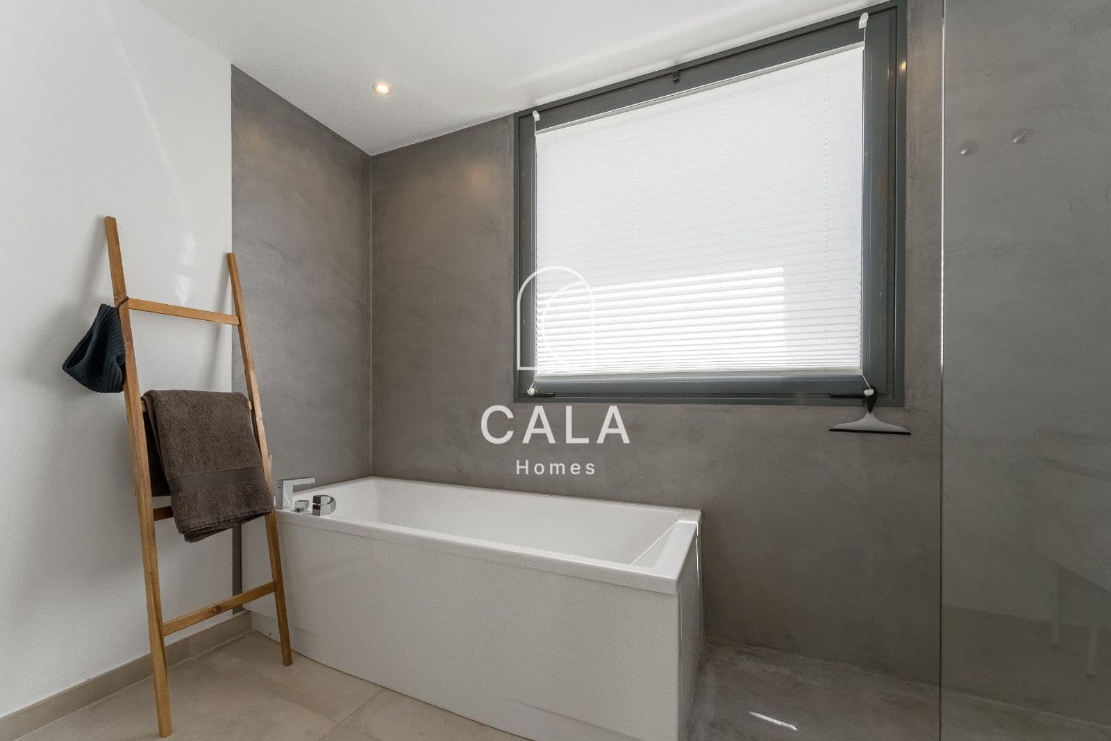 3 bedroom Villa for sale in La Caleta Adeje with pool garage - € 1,395,000 (Ref: 8389949)