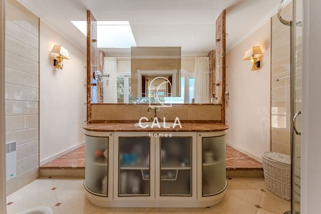 6 chambre Villa/Maison à vendre à La Caleta Adeje, Adeje avec piscine garage - 4 990 000 € (Ref: 8389951)