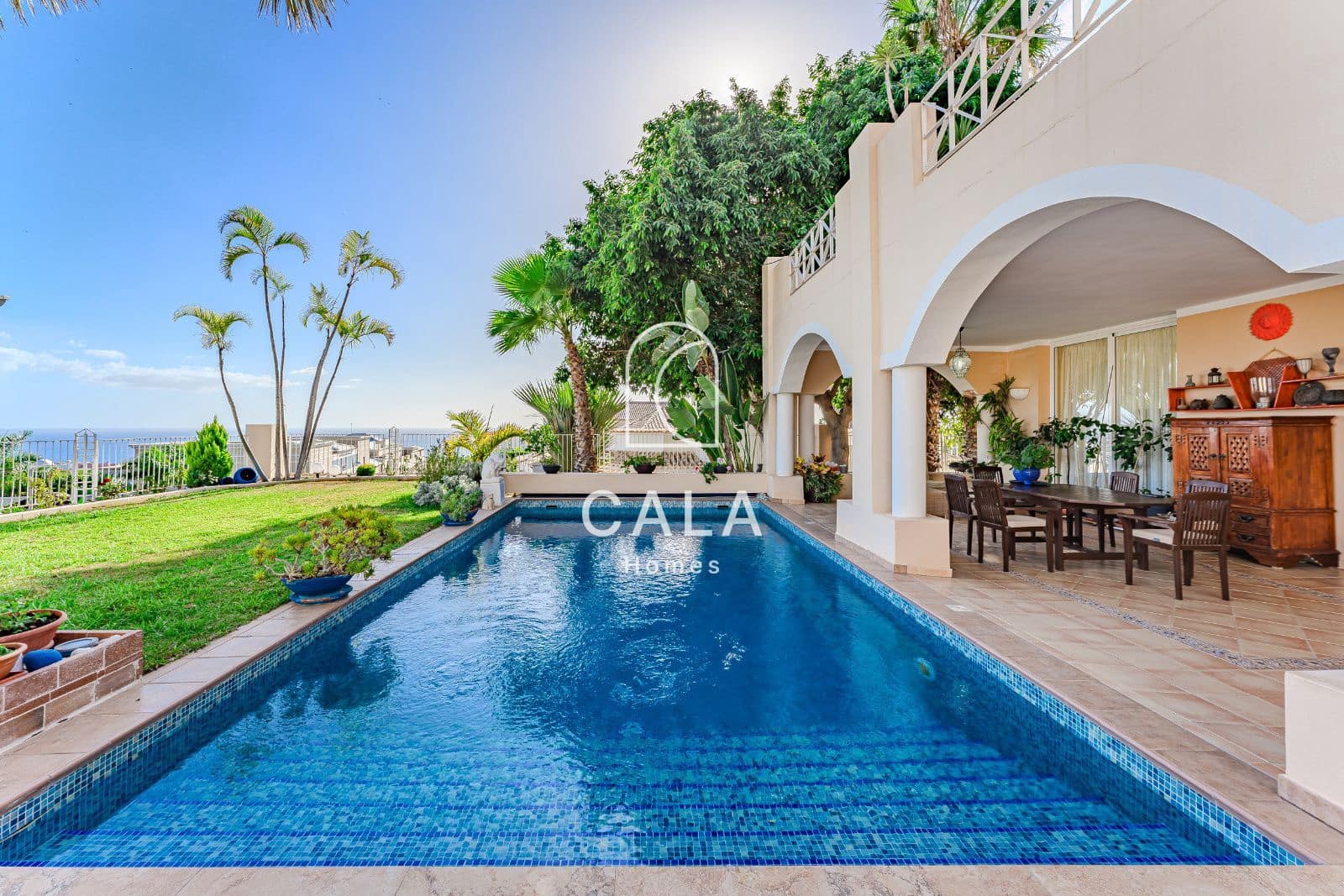 6 chambre Villa/Maison à vendre à La Caleta Adeje avec piscine garage - 4 990 000 € (Ref: 8389951)